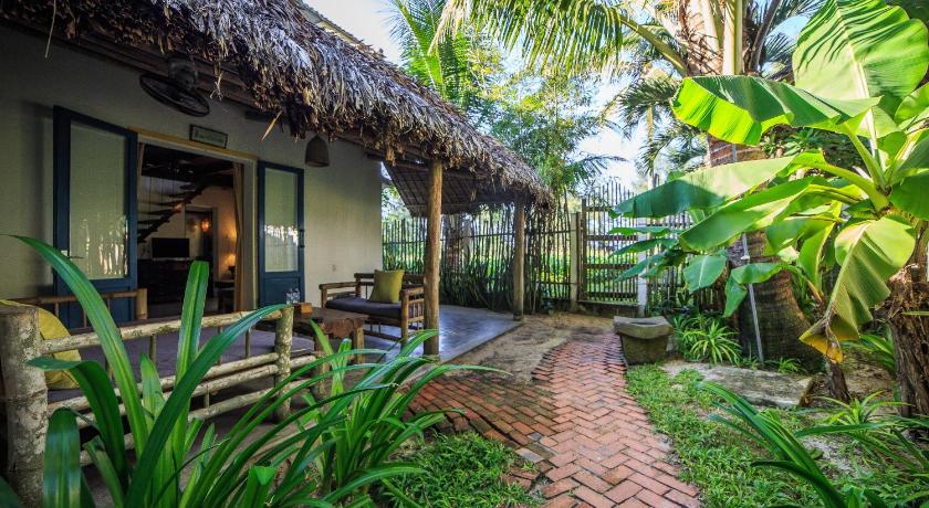 Cảnh quan yên bình và không gian thư giãn tại An Bang Beach Hideaway Homestay