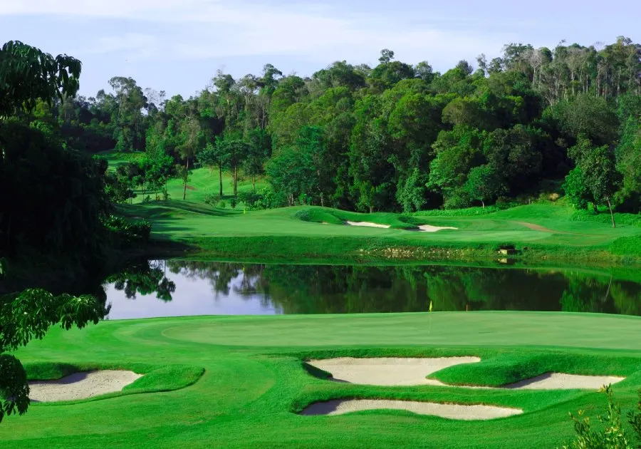 Discover the best golf courses in Asia, offering stunning landscapes, world-class facilities, and unforgettable golfing experiences.