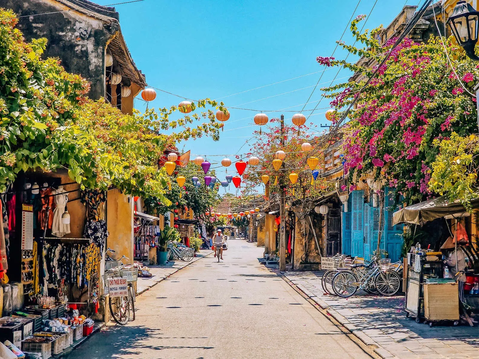 Discover the best travel options from Ho Chi Minh to Hoi An, including flights, trains, and buses, to plan your perfect journey.