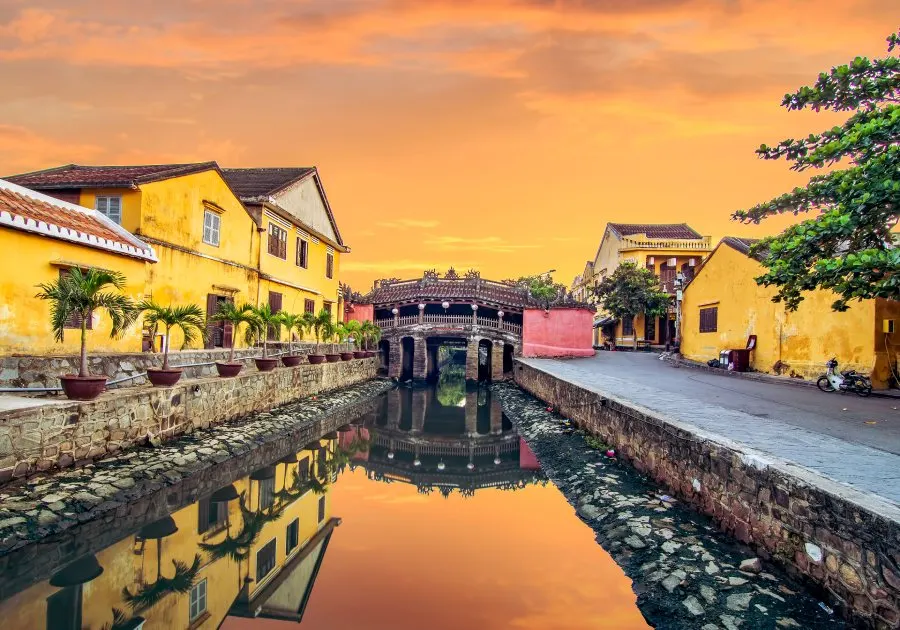 Exploring Hoi An in February: A charming glimpse of the ancient town with cool weather, peaceful streets, and vibrant cultural experiences.