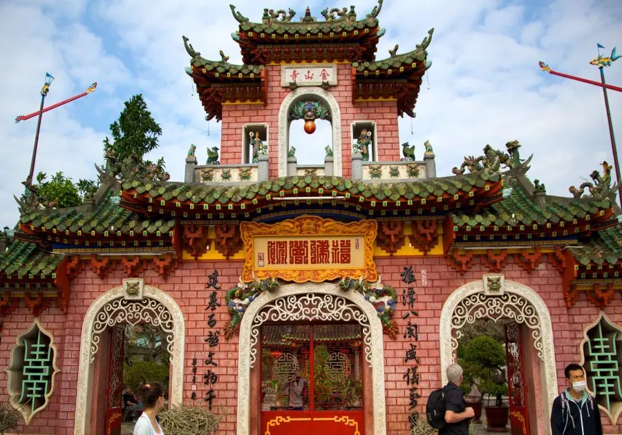 Hoi An Pagoda, a historical and cultural landmark in the ancient town of Hoi An, Vietnam, known for its unique architecture and peaceful atmosphere.