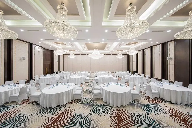 "Elegant setup at one of the top networking event venues in Hoi An, featuring open-air seating, ambient lighting, and a blend of modern and heritage architecture."