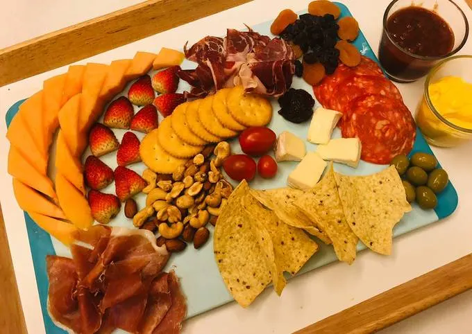 Review buffet sáng tại Hoiana với đa dạng món ăn Á – Âu, không gian sang trọng và chất lượng phục vụ đẳng cấp.